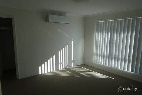 Property photo of 5 Hary Close Utakarra WA 6530