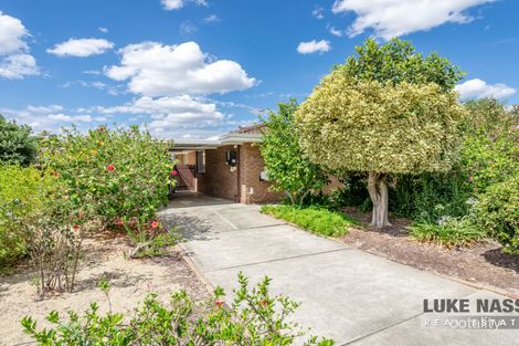 5 Cressida Way, Camillo, WA 6111