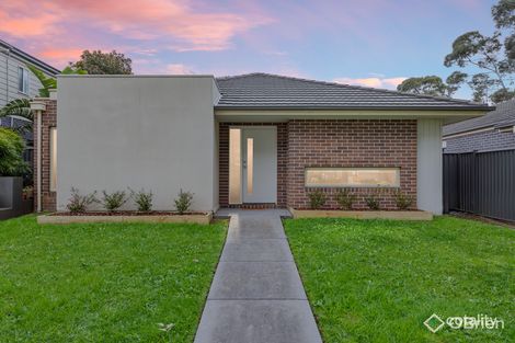 4 Meditate Lane, Cranbourne North, VIC 3977