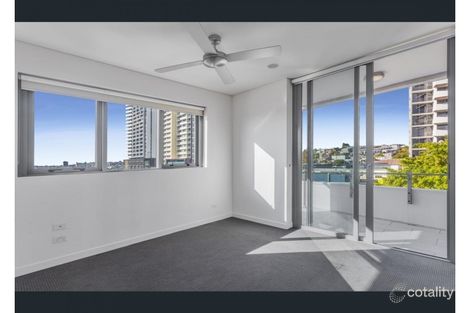 1037/16 Hamilton Pl, Bowen Hills, QLD 4006