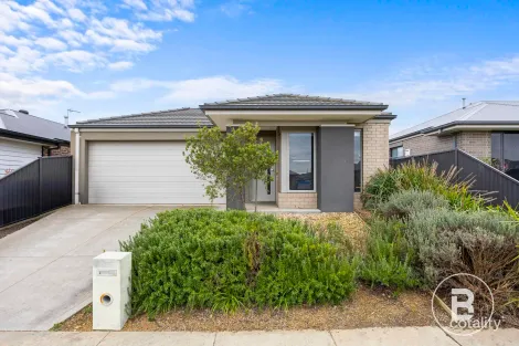 16 Marrubak Way, Bonshaw, VIC 3352