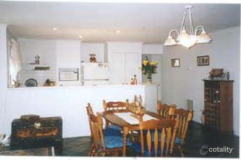 Property photo of 8 Valley View Crescent Berwick VIC 3806