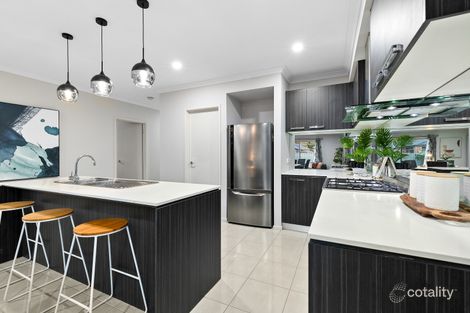 Property photo of 21 Birdwell Drive Cranbourne East VIC 3977