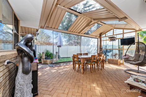 16 Mahogany Dr, Halls Head, WA 6210