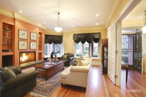 Property photo of 37-39 Huntingtower Road Armadale VIC 3143