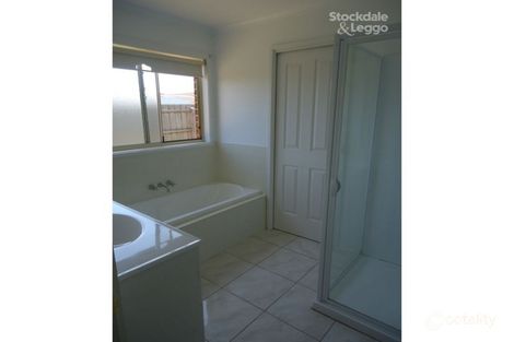 Property photo of 2/13 Golden Spring Court Warrnambool VIC 3280