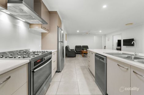 Property photo of 2 Begonia Court Caboolture QLD 4510