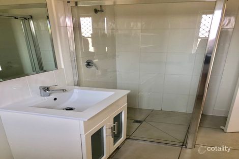 2/17 Kate St, Woody Point, QLD 4019