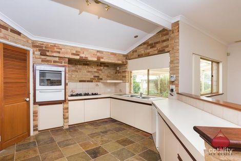 Property photo of 25 Robertson Road Kardinya WA 6163