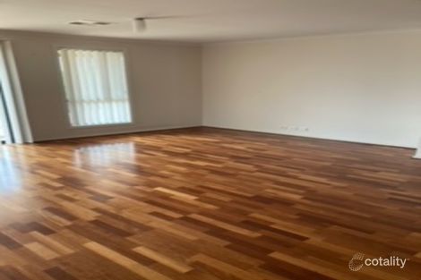 Property photo of 3 Westbury Court Craigmore SA 5114