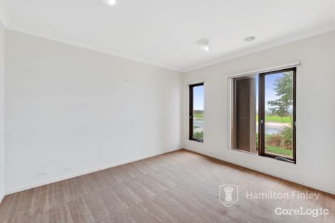 Property photo of 35 Starboard Way Werribee South VIC 3030