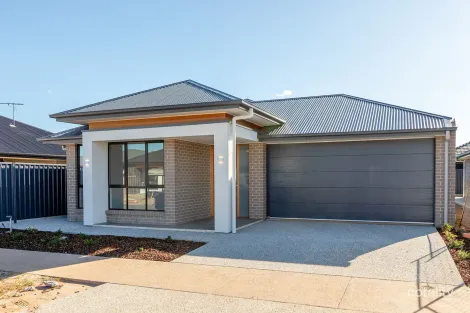Property photo of 3 Lotus Place Angle Vale SA 5117
