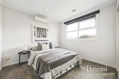 Property photo of 6 Hayes Parade Pascoe Vale VIC 3044