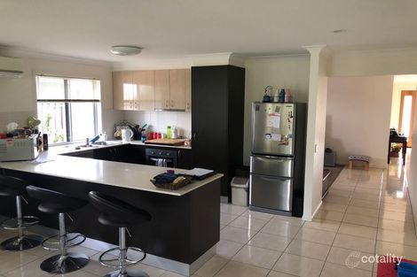 Property photo of 10 Holloways Court Blacks Beach QLD 4740