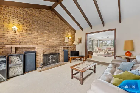 Property photo of 16 Carnoustie Drive Sunbury VIC 3429