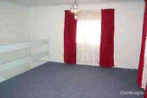 Property photo of 2 Hallam Road Hampton Park VIC 3976