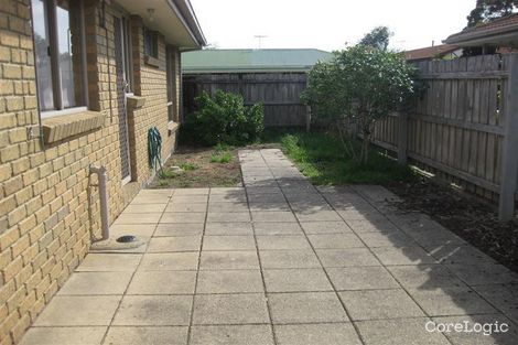 Property photo of 1/21 Whipbird Drive Carrum Downs VIC 3201