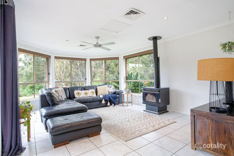 Property photo of 5 Preston Close Leconfield NSW 2335