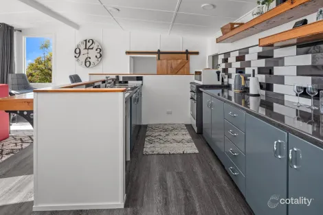 Property photo of 35 Dolerite Crescent Flintstone TAS 7030