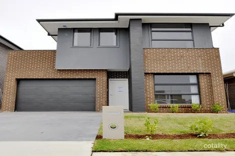 13 Massey St, Oran Park, NSW 2570