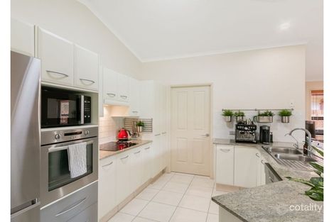 Property photo of 2/4 Botanical Circuit Banora Point NSW 2486