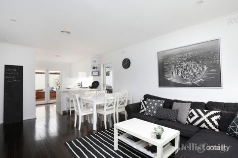 Property photo of 2/20 Gavan Street Camberwell VIC 3124