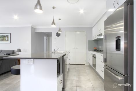 Property photo of 8 Escarpment Place Horsley NSW 2530