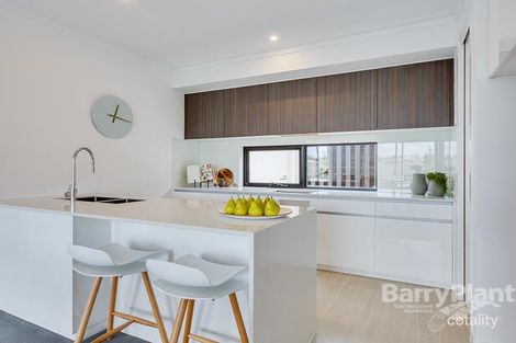 Property photo of 16 King Drive Hillside VIC 3037