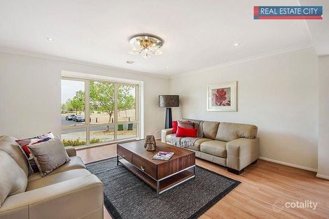 Property photo of 54 Mission Hills Way Craigieburn VIC 3064