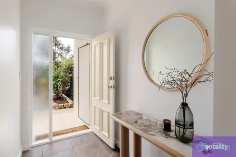 Property photo of 72 Scenic Way Hackham SA 5163