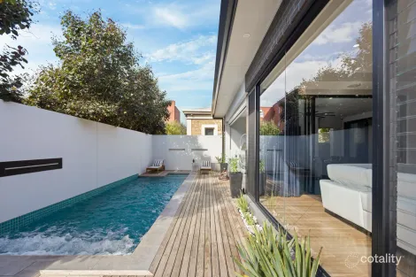 3 Maturin Rd, Glenelg, SA 5045