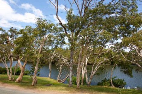 Property photo of 7 Crees Parade Dicky Beach QLD 4551