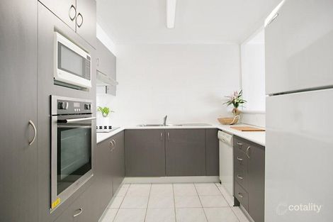 Property photo of 6/2940 Gold Coast Highway Surfers Paradise QLD 4217