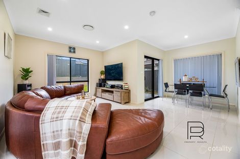 Property photo of 34 Matthew Bell Way Jordan Springs NSW 2747