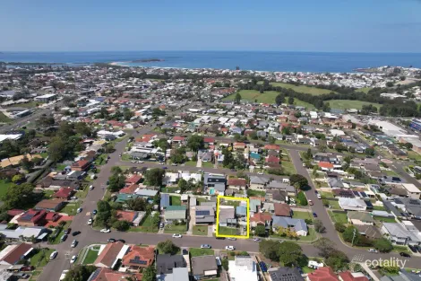 Property photo of 5 Brookfield Avenue Warilla NSW 2528