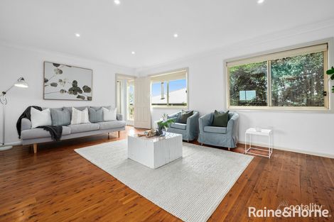 Property photo of 9 Bellbird Crescent Bowen Mountain NSW 2753