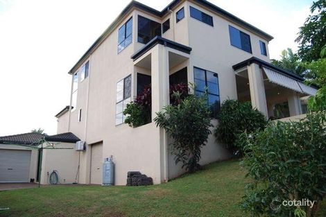 Property photo of 11 Highbury Close Carindale QLD 4152