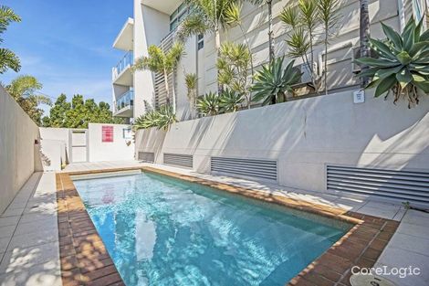 Property photo of 2236 Gold Coast Highway Mermaid Beach QLD 4218