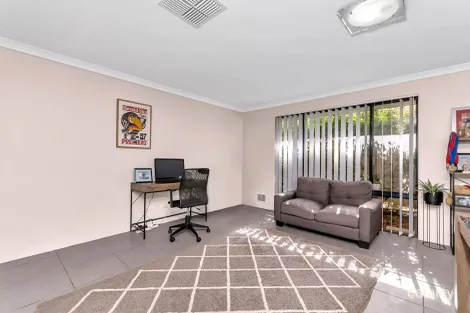 Property photo of 8 Gilba Place Maida Vale WA 6057
