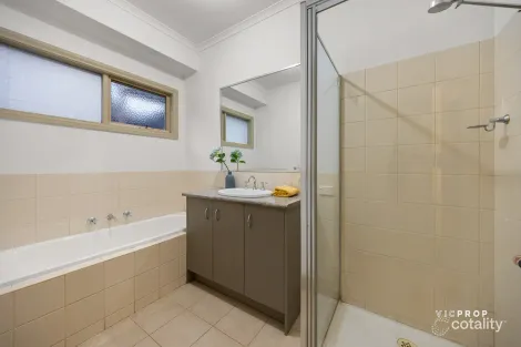 Property photo of 30 Scenic Drive Point Cook VIC 3030