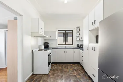 Property photo of 2 Second Avenue Port Kembla NSW 2505