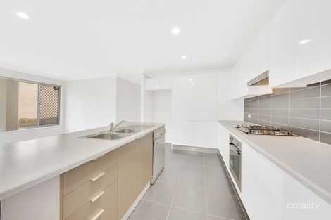 Property photo of 27 Boonderee Place New Auckland QLD 4680