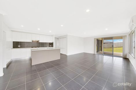 Property photo of 27 Boonderee Place New Auckland QLD 4680