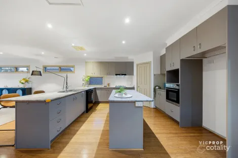 Property photo of 30 Scenic Drive Point Cook VIC 3030