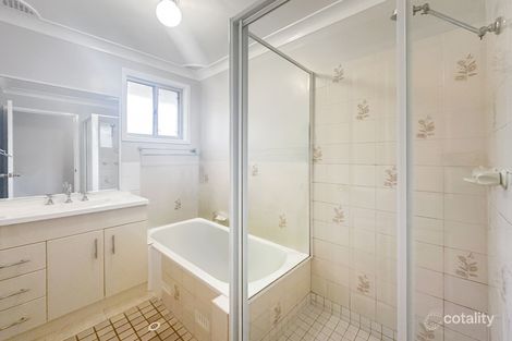 Property photo of 26 Somers Drive Watanobbi NSW 2259