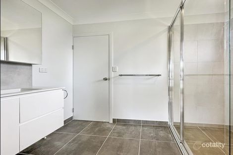 Property photo of 4 Simonsen Court Kelso QLD 4815