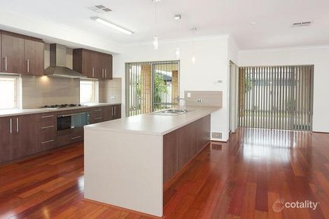 Property photo of 6 Danaine Street Success WA 6164