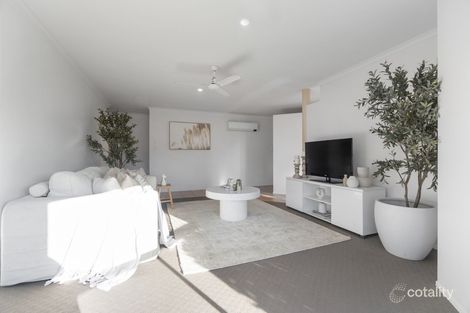 Property photo of 11 Waratah Drive Avoca QLD 4670