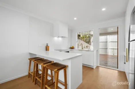 Property photo of 2/50 Junction Road Morningside QLD 4170