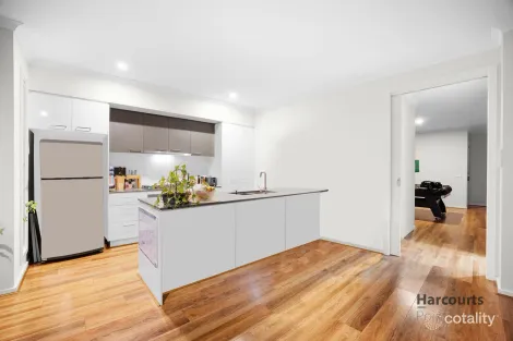 Property photo of 50 Greg Norman Drive Point Cook VIC 3030